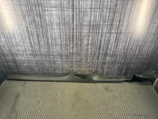 Запчасть накладка на порог правая Volkswagen Passat Variant 2006