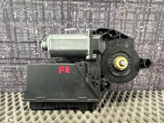 Мотор стеклоподъемника передний правый AUDI A4 2006