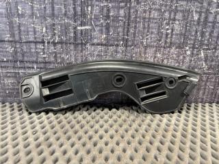 Запчасть крепление бампера заднее левое Volkswagen Touareg 2004