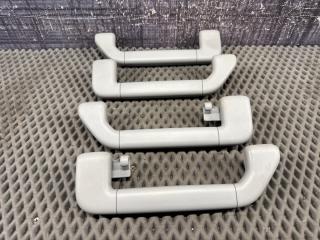 Запчасть потолочная ручка Volkswagen Touareg 2004