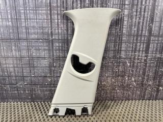 Обшивка салона правая BMW 118i 2005