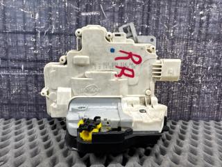 Замок двери задний правый AUDI A4 2005