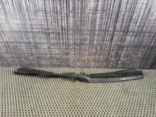 Дефлектор радиатора Volkswagen Passat Variant 2006