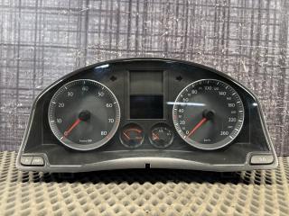 Щиток приборов Volkswagen Golf 2008