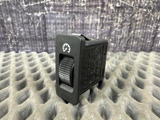 Запчасть кнопка яркости подсветки BMW 528i 1999