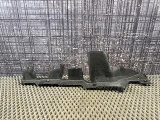 Воздуховод радиатора правый Volkswagen Touran 2012