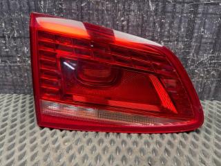 Фонарь в крышку багажника левый Volkswagen Passat Variant 2011