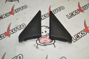 Запчасть уголки дверей (парой) передние Mitsubishi Pajero 1997