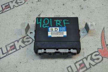 Блок управления дверьми Toyota Aristo 1998