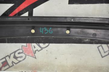 Жабо дворников Delica 2001 PE8W 4M40