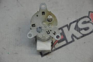 Сервопривод печки Celsior 2001 UCF31 3UZFE + Charger Сервопривод печки Celsior 2001 UCF31 3UZFE + Charger