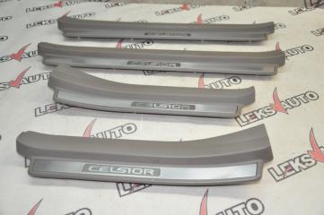 Порожки салона (комплект) Toyota Celsior 2003