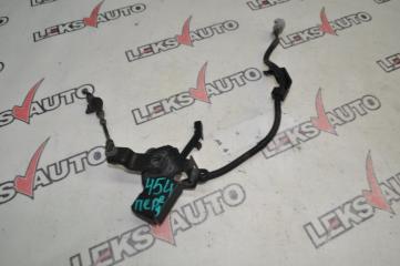 Датчик положения кузова передний передний Toyota Altezza 2001