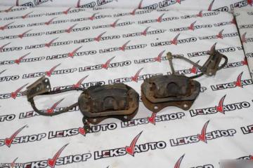 Суппорта передние (парой) Nissan Stagea 2001