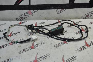 Коса левого порога Nissan Stagea 2001