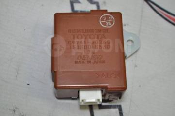Фото запчасти блок управления дверями Toyota Crown 2002 контрактная запчасть Запчасть блок управления дверями Toyota Crown 2002