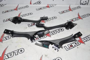 Запчасть пластик обшивки двери (комплект) Lexus IS350 2006