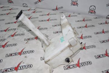 Бачок стеклоомывателя Toyota Celsior 2003