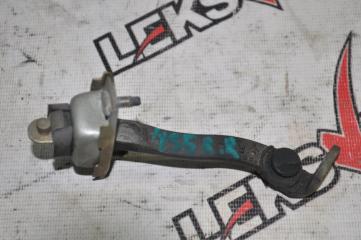 Ограничитель двери Toyota Surf 1996