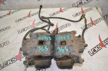 Суппорта передние (парой) Nissan Stagea 2001