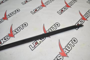 Молдинг стекла двери передний правый Airtrek 2003 CU2W 4G63T