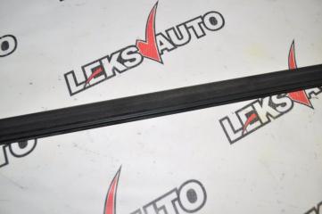 Молдинг стекла двери передний правый Airtrek 2003 CU2W 4G63T