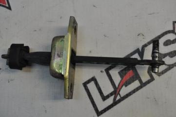 Ограничитель двери Toyota Hilux Surf 1994