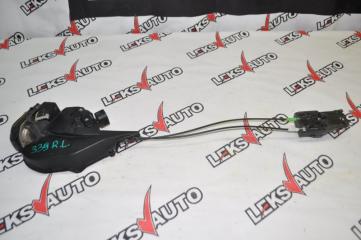Замок двери задний левый с ручкой Toyota Altezza 2004