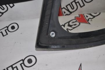 Стекло собачника заднее правое VehiCross 1998 UGS25DW 6VD1