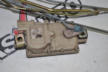 Замок левой двери VehiCross 1998 UGS25DW 6VD1