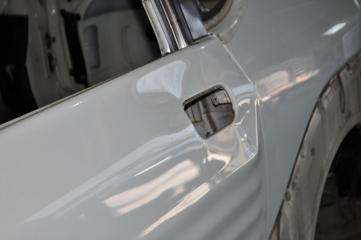 Дверь левая VehiCross 1998 UGS25DW 6VD1