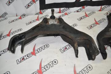 Рычаги передние (парой) VehiCross 1998 UGS25DW 6VD1