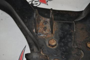 Рычаги передние (парой) VehiCross 1998 UGS25DW 6VD1