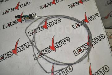 Тросик лючка бака Mitsubishi Airtrek 2002