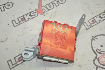 Фото запчасти блок электроники Toyota Crown Majesta 2004 контрактная запчасть Запчасть блок электроники Toyota Crown Majesta 2004