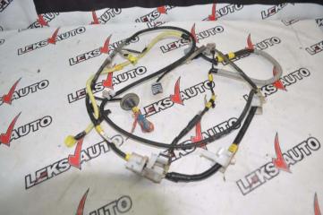 Запчасть коса правого порога Toyota Hilux Surf -