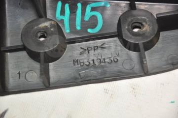 Подставка под ногу Pajero 1997 V55 6G74