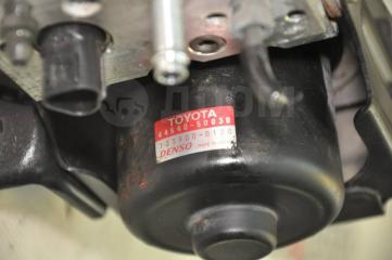 Блок abs Celsior UCF31