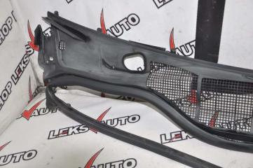 Жабо дворников Toyota Celsior UCF30 3UZFE Жабо дворников Toyota Celsior UCF30 3UZFE