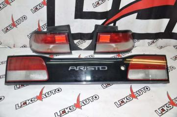 Фонари задние (комплект) Toyota Aristo 1995 Б/У Фонари задние (комплект) Toyota Aristo 1995