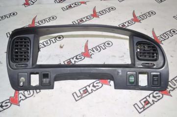 Консоль спидометра Mitsubishi Delica 1995