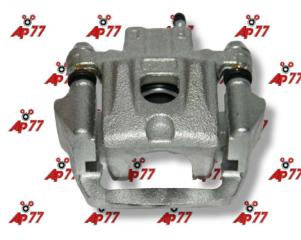 Суппорт задний правый Toyota Harrier RR 4783048050
