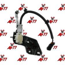 Датчик высоты дорожного просвета Toyota Denso 8940860011 новая Датчик высоты дорожного просвета Toyota Denso 8940860011