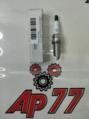 Свеча зажигания Nissan NGK PLFR5A11 224015M015
