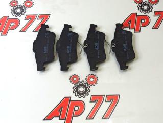 Тормозные колодки заднее Mazda 3/5/Axela