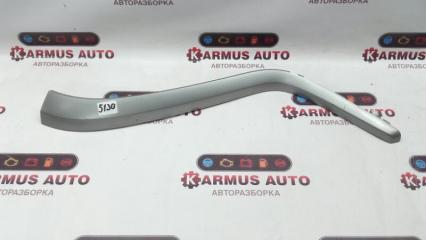 Запчасть накладка на торпедо передняя правая Suzuki Escudo
