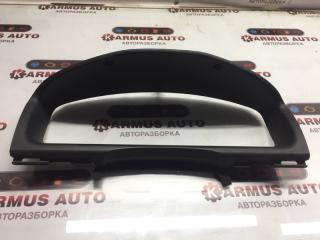 Запчасть рамка спидометра Toyota Cresta