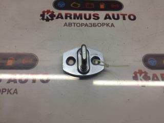 Запчасть петля замка двери Toyota Allion