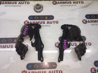 Петля капота Lexus GS450h