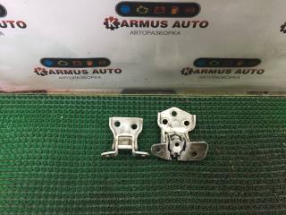 Петля двери задняя левая Isuzu Trooper